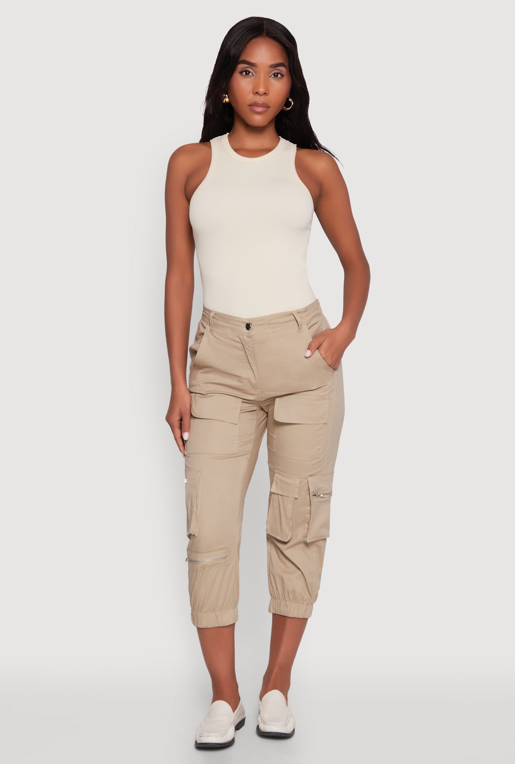 Zip Detail Capri Cargo Pants