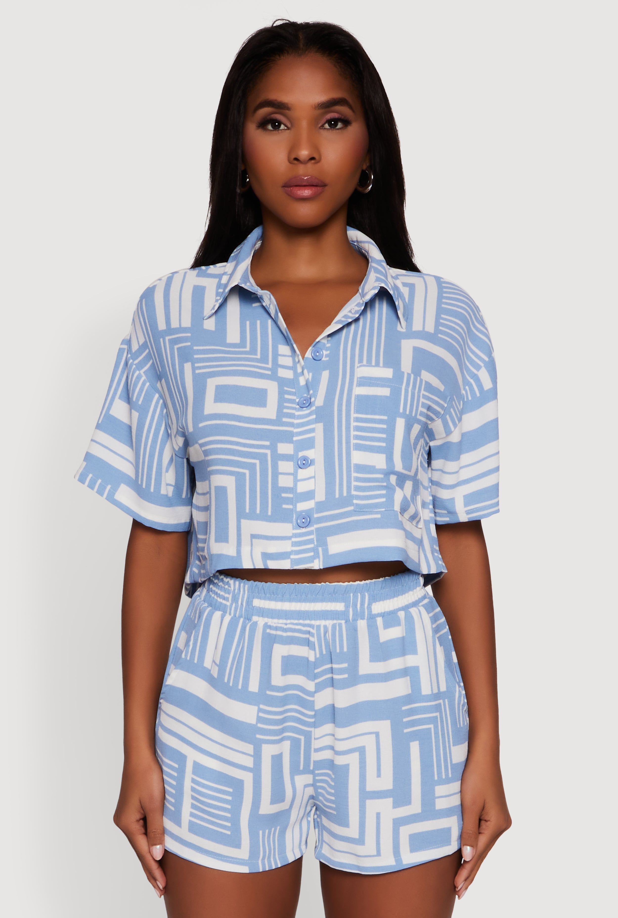 Crepe Knit Geometric Print Cropped Shirt